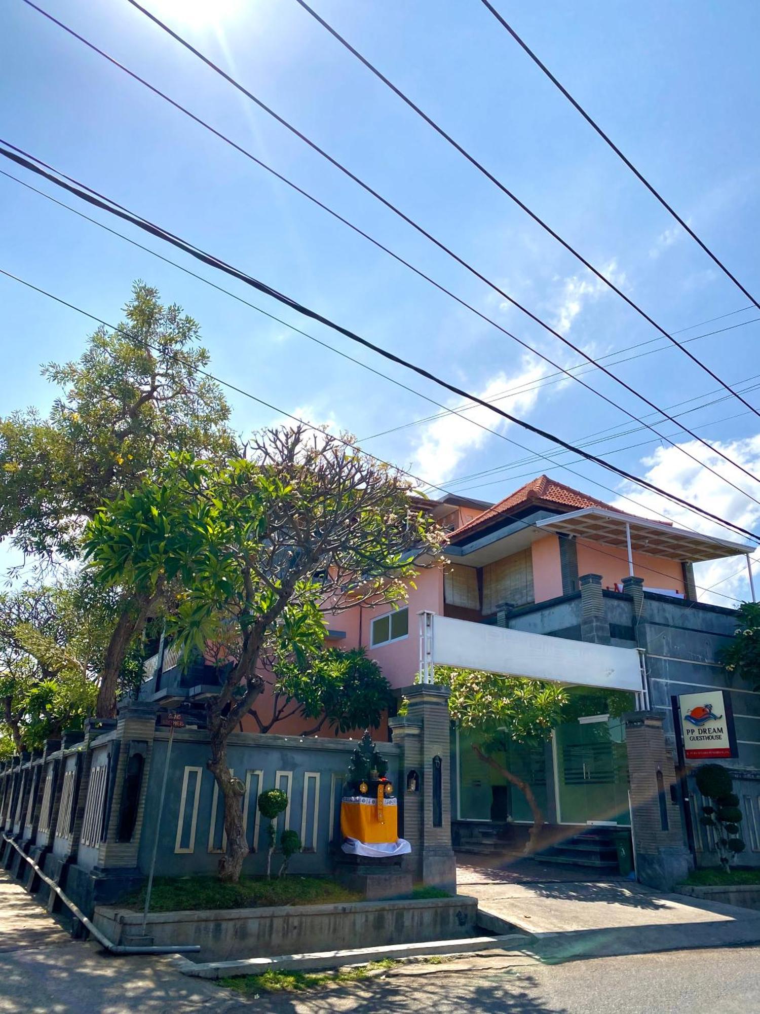 Pp Dream Guesthouse Singaraja Exterior foto
